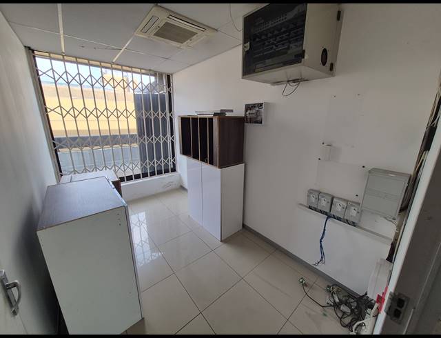 313M² OFFICE TO LET IN RIVONIA